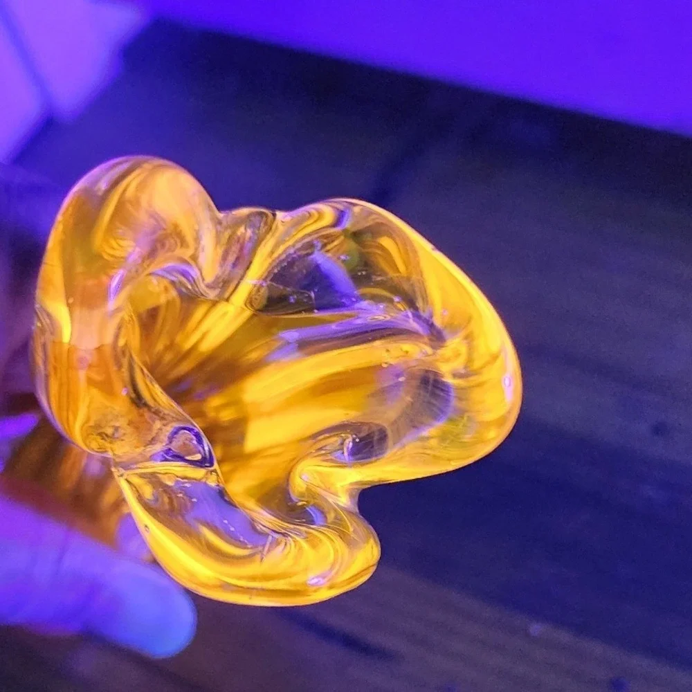 Vintage Yellow Cadmium Art Glass Bud Vase Twisted Swirl Mid Century 9 Inch